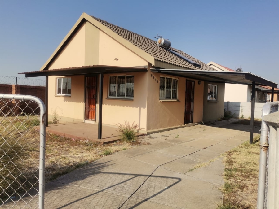 To Let 3 Bedroom Property for Rent in Freedom Park North West